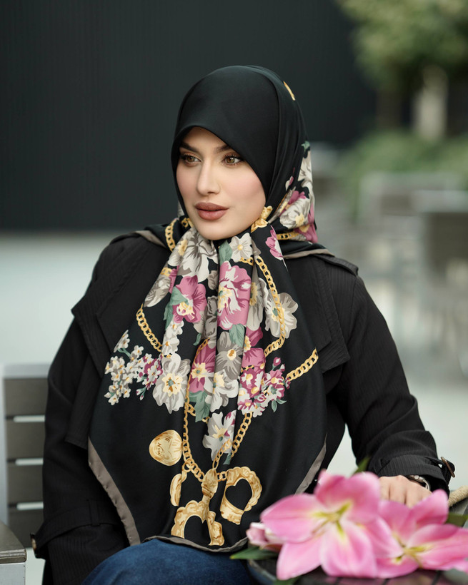 ابریشم توییل طرح زنجیره قلبی