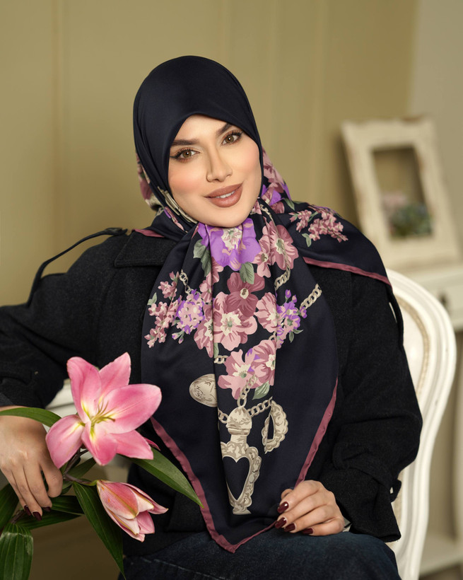 ابریشم توییل طرح زنجیره قلبی
