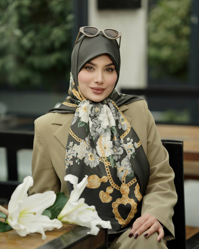 ابریشم توییل طرح زنجیره قلبی